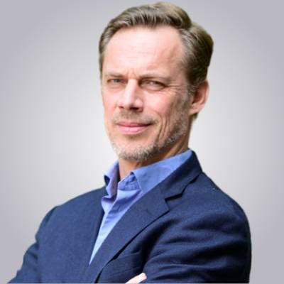 Mr. Vincent Van Noord